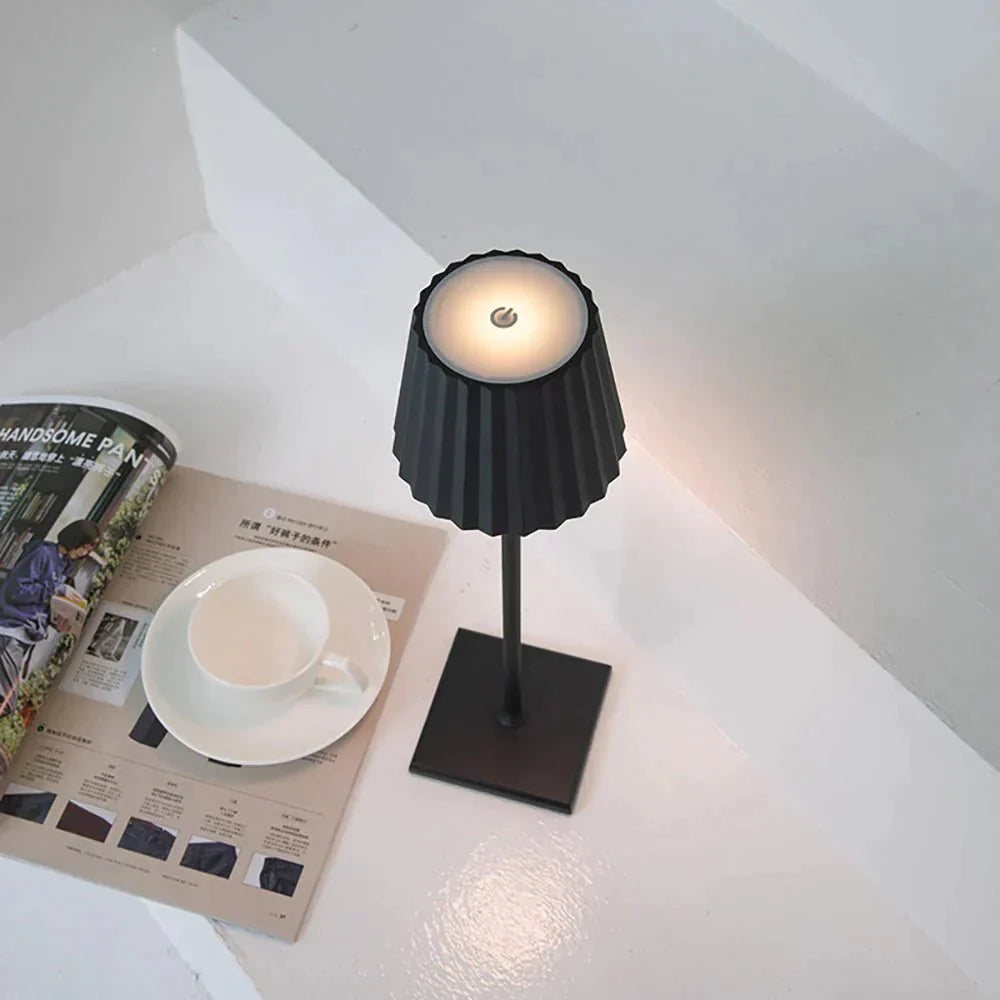 Illumine Kabellose Tischlampe